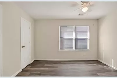 10635 Gold Finch Road, Baytown, TX 77523 - Photo 17