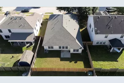 10635 Gold Finch Road, Baytown, TX 77523 - Photo 19