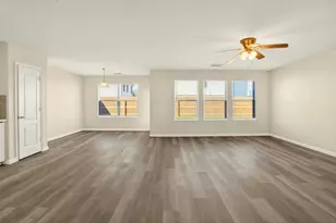 10635 Goldfinch Rd, Baytown, TX 77523 - Photo 7