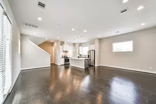 10806 Warwana Rd, Houston, TX 77043 - Photo 3