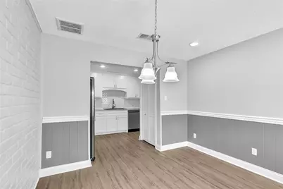 3876 Laura Leigh Drive, Friendswood, TX 77546 - Photo 11