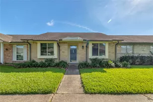 3876 Laura Leigh Dr, Friendswood, TX 77546 - Photo 1