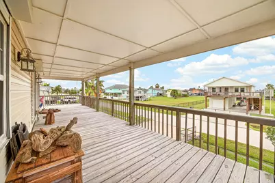 4102 Jackson Drive, Galveston, TX 77554 - Photo 21