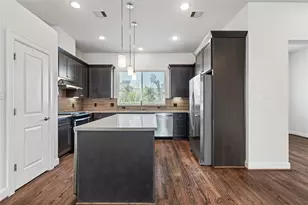 1013 W 17th St, Houston, TX 77008 - Photo 7