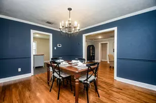 1070 W 43rd St, Houston, TX 77018 - Photo 9
