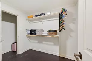 341 W Gaywood Dr, Houston, TX 77079 - Photo 37