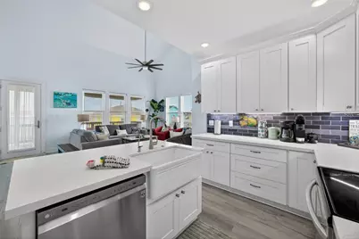 145 Belanger Avenue, Surfside Beach, TX 77541 - Photo 17