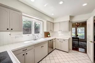 12302 Beauregard Dr, Houston, TX 77024 - Photo 9