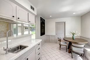 12302 Beauregard Dr, Houston, TX 77024 - Photo 11