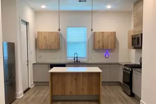 10209 Las Nubes Ave, Houston, TX 77075 - Photo 3