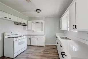 5315 Bellfort Ct, Houston, TX 77033 - Photo 9