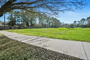 18619 Camellia Estates Ln, Cypress, TX 77429 - Photo 17