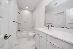 2104 Diagonal Ln, Houston, TX 77051 - Photo 39