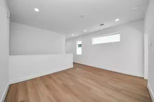 2104 Diagonal Ln, Houston, TX 77051 - Photo 23