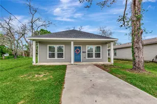 2030 Rosalee St, La Marque, TX 77568 - Photo 1