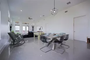1402 County Rd 230, Bay City, TX 77414 - Photo 11