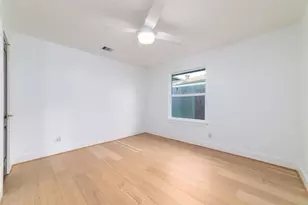 317 Kelley St, Houston, TX 77009 - Photo 9