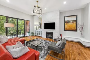 1901 W 14th 1/2 St, Houston, TX 77008 - Photo 1