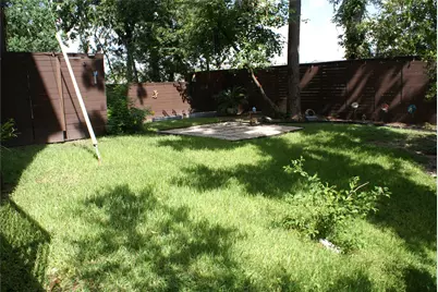 1901 W 14th 1/2 Street #C, Houston, TX 77008 - Photo 37