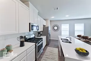 346 Huisache St, Lake Jackson, TX 77566 - Photo 5