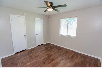 16746 Selder Drive, Friendswood, TX 77546 - Photo 9