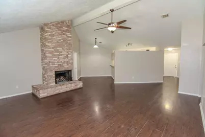 16746 Selder Drive, Friendswood, TX 77546 - Photo 3