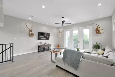 2103 Bevis Street, Houston, TX 77008 - Photo 13