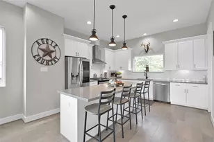 2103 Bevis St, Houston, TX 77008 - Photo 19