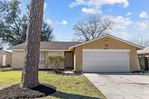 2127 Union Mill Rd, Houston, TX 77067 - Photo 1