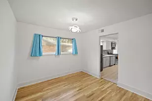 1219 Wisterwood Dr, Houston, TX 77043 - Photo 15