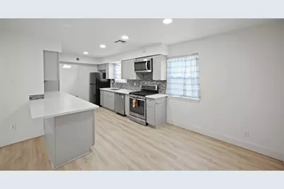 1219 Wisterwood Drive, Houston, TX 77043 - Photo 9