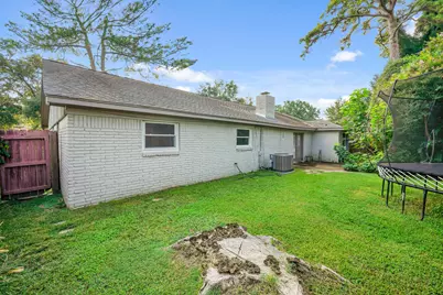 1219 Wisterwood Drive, Houston, TX 77043 - Photo 39