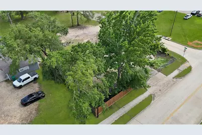 1620 Odd Fellow Street, Conroe, TX 77301 - Photo 3