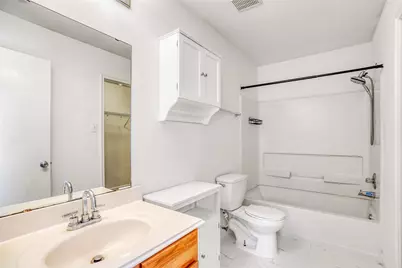 19039 Remington Park Drive, Houston, TX 77073 - Photo 13