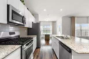 118 Courageous Side Way, Magnolia, TX 77354 - Photo 9