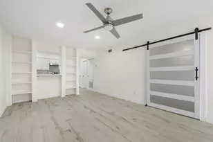 10075 Westpark Dr, Houston, TX 77042 - Photo 3