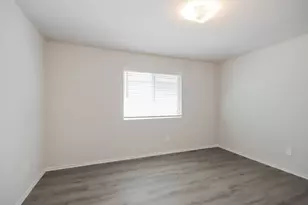 204 Blue Crane St, Huntsville, TX 77320 - Photo 7