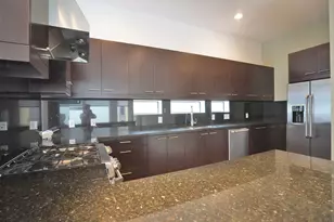 4611 Austin St, Houston, TX 77004 - Photo 9
