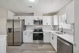 24110 Silversmith Ln, Katy, TX 77493 - Photo 7