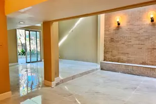 4560 Bellaire Blvd, Bellaire, TX 77401 - Photo 5