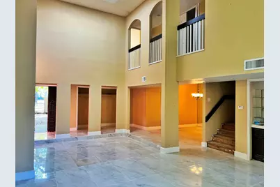 4560 Bellaire Boulevard, Bellaire, TX 77401 - Photo 3