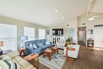 16906 Beachcomber Drive, Jamaica Beach, TX 77554 - Photo 5