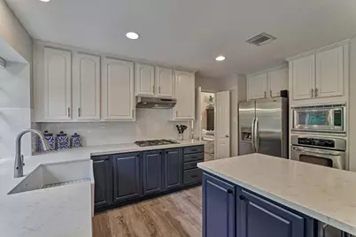 15 S Greywing Place, The Woodlands, TX 77382 - Photo 15