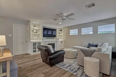 15 S Greywing Place, The Woodlands, TX 77382 - Photo 21