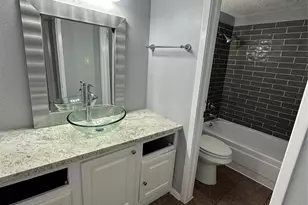 6701 Sands Point Dr, Houston, TX 77074 - Photo 17