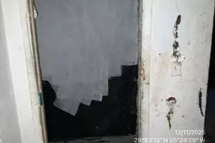 542 W Mierianne St, Houston, TX 77037 - Photo 5