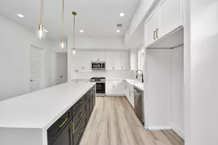 2408 Lorraine St, Houston, TX 77026 - Photo 13