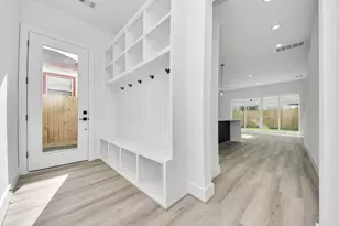 2408 Lorraine St, Houston, TX 77026 - Photo 5