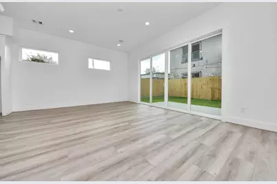 2408 Lorraine Street, Houston, TX 77026 - Photo 19