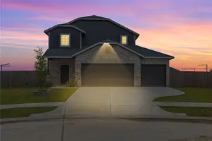 1503 Vanessa Gold Ct, Crosby, TX 77532 - Photo 1
